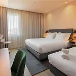 By Ihg Hotel 4*