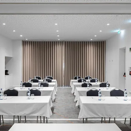 By Ihg Ξενοδοχείο Μπράγκα