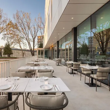 By Ihg 4* Μπράγκα