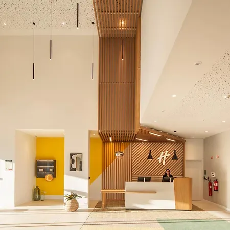 By Ihg Ξενοδοχείο Μπράγκα