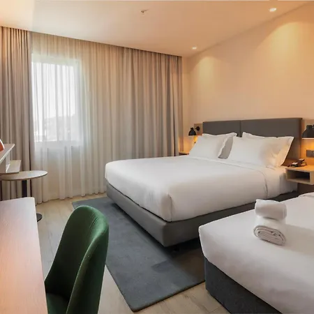 By Ihg 4* Μπράγκα