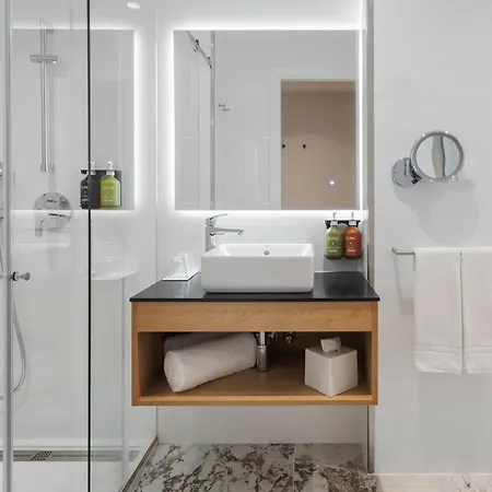 By Ihg Szálloda Braga