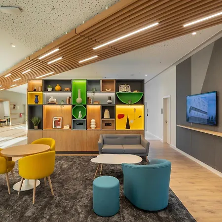 Ξενοδοχείο By Ihg Μπράγκα