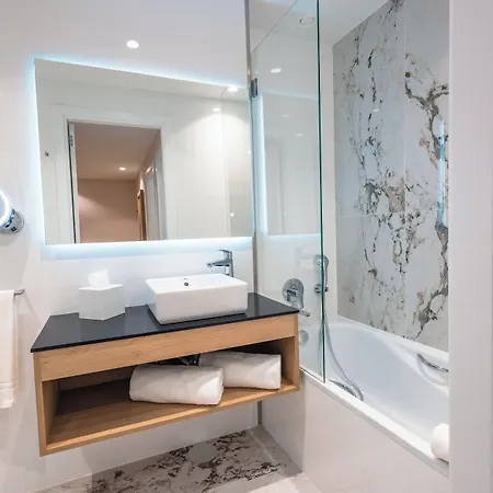 By Ihg Ξενοδοχείο Μπράγκα