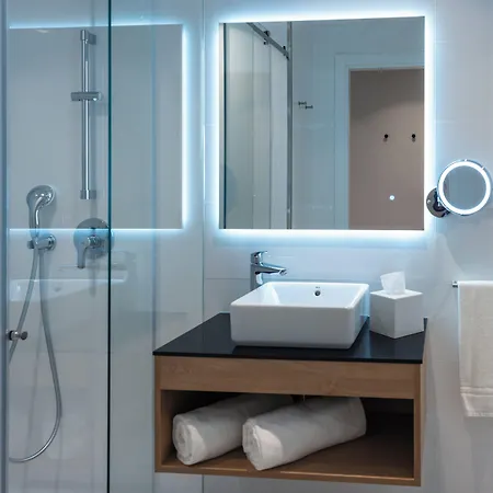 By Ihg Μπράγκα